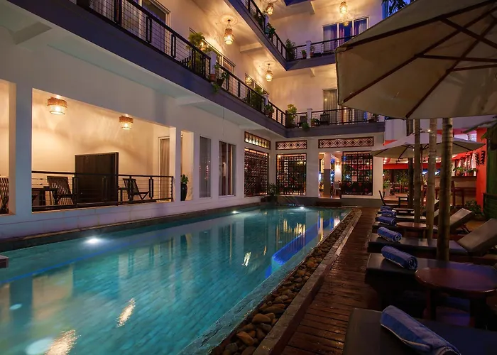 Sakaban Hotel 4*