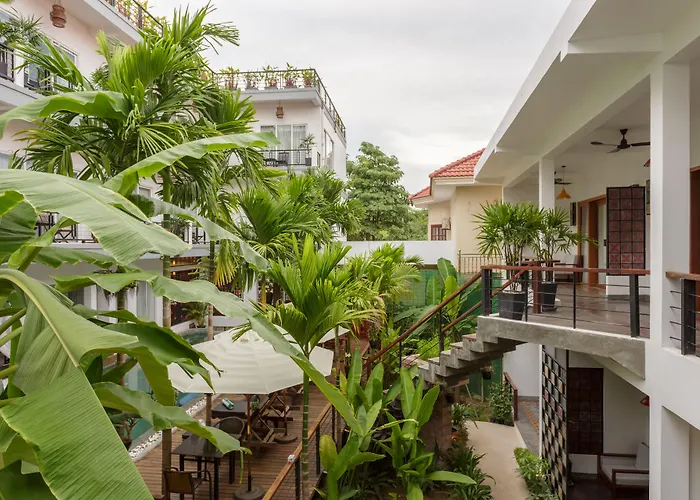 Sakaban Hotel 4*